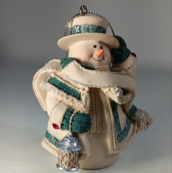 St. Flurry Ornament Set of 2 "Mrs. Snowman" 2002 & "Stanley Frozman" 2002 - Picture 9 of 9
